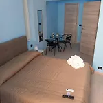 Greth House *