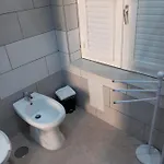 Greth House *